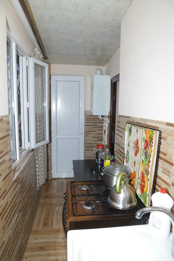 Nana'S Apartment Kutaisi Exterior foto